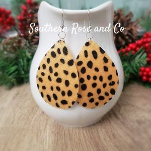 Cheetah print (with fur) teardrop earrings